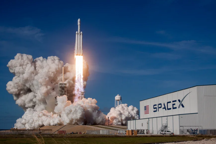 NASA Artemis II Moon Mission Faces Delay After Helium Flow Disruption Halts Countdown