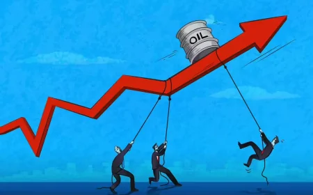 Oil Prices Set to Surge Monday as Strait of Hormuz Fears Mount